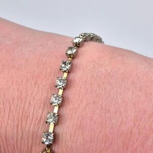 Vtg Gold Tone Rhinestone Bracelet Tennis Style 7.25" Quiet Luxury Party Jewelry